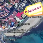 Beachfront Modern And Spacious