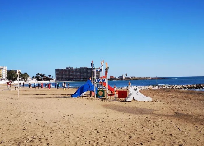 Beachfront Modern And Spacious *